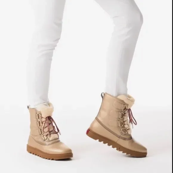 Sorel NWT Joan of Arc Next Lite Lux Gold Leather Boots 8 - Picture 2 of 9